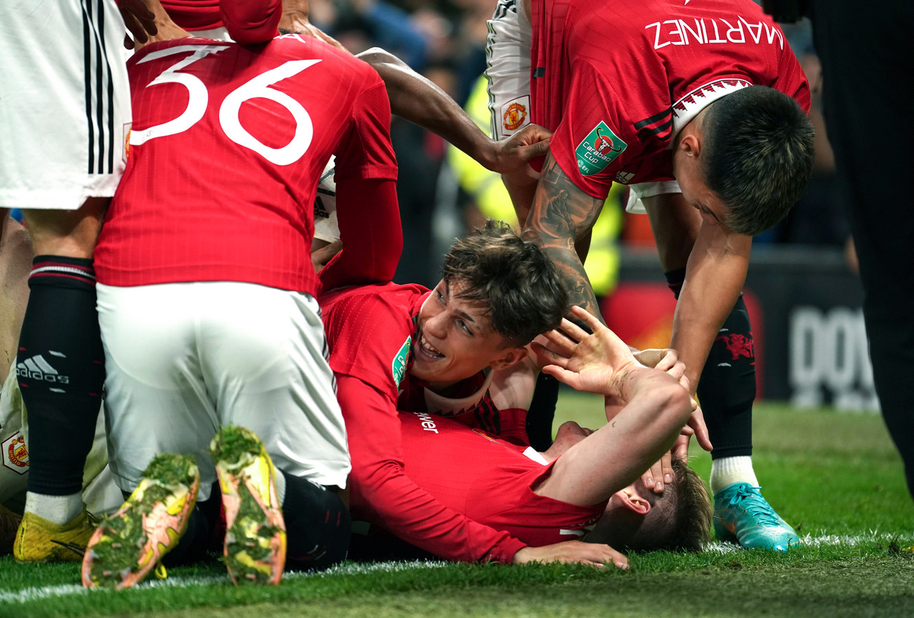 Manchester United is door.