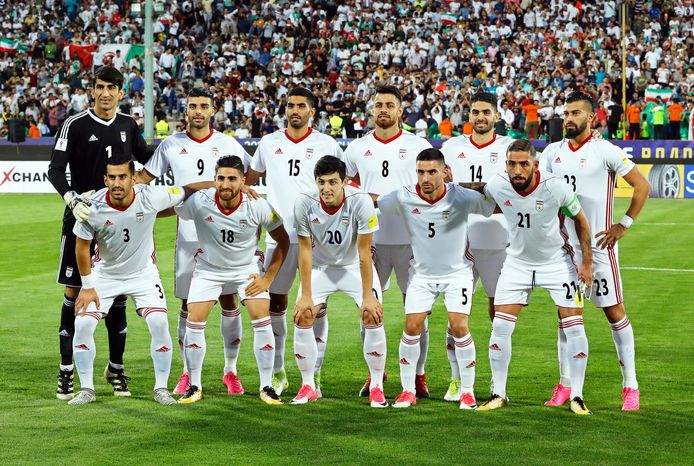 De spelers van Iran voorafgaand aan het duel met Syrië.