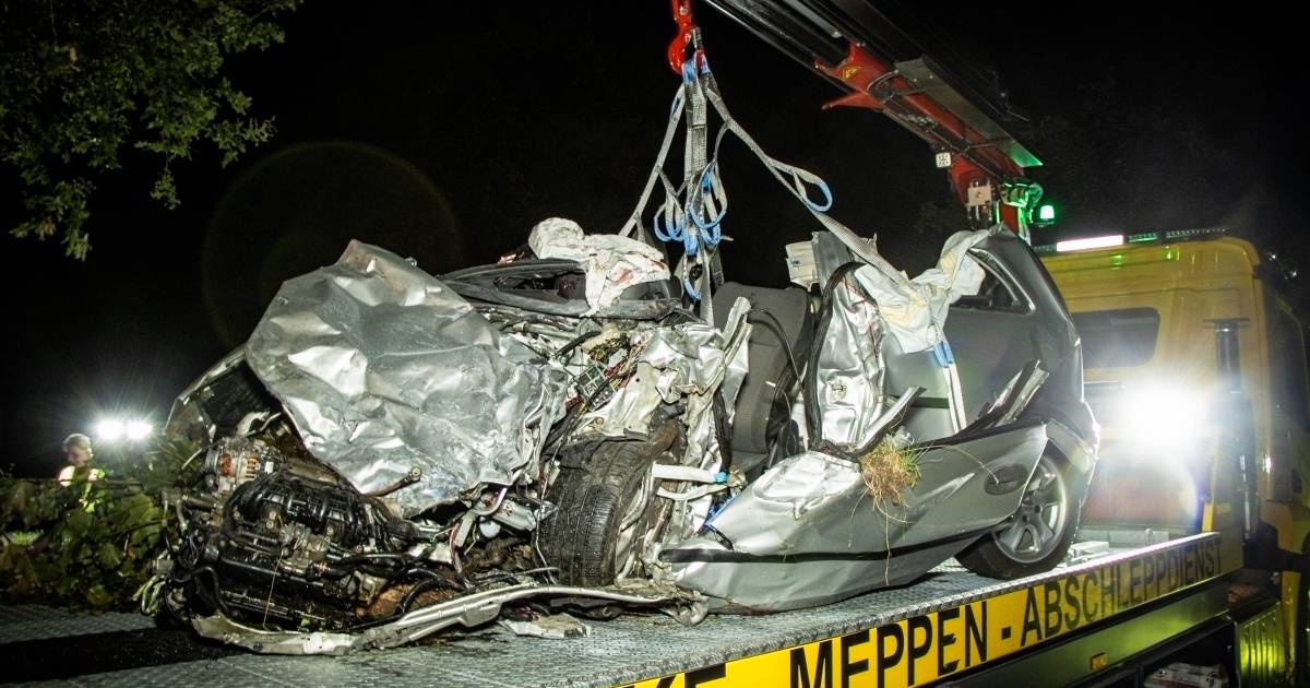 Drama an der deutschen Grenze: Niederländische Brüder (12 und 19 Jahre alt) kommen bei LKW-Unfall ums Leben |  Im Ausland