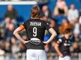 Floris van der Linden treurt na een doelpunt van thuisploeg Quick Boys.