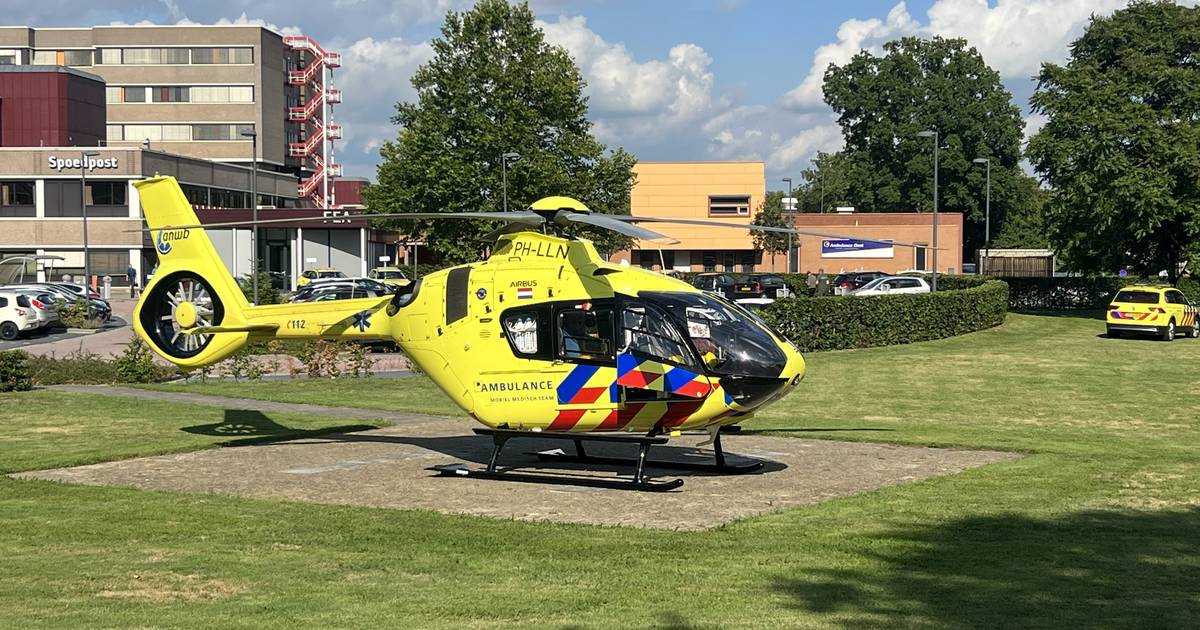 Jongetje aangereden in Almelo en met traumahelikopter naar ziekenhuis.