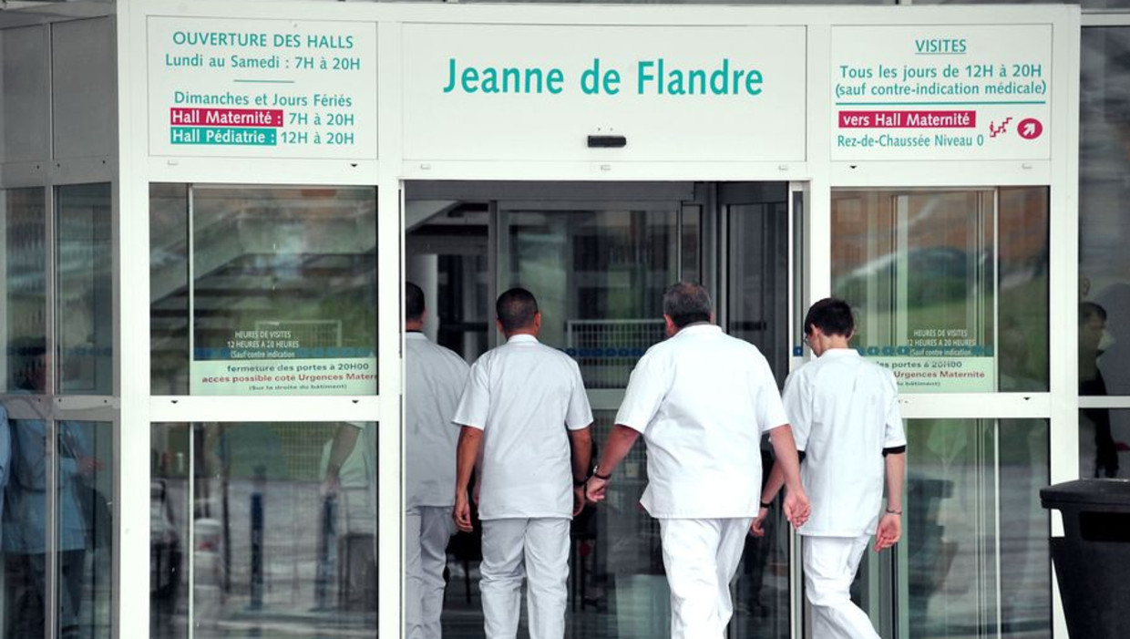 Het ziekenhuis in het Noordfranse Lille waar de kinderen zijn opgenomen. Beeld afp