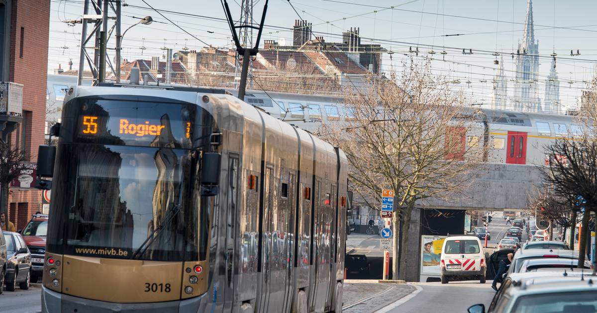 ‘Eindhalte’ tram 55 nog niet in zicht, collectief voor behoud van lijn