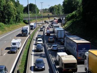 Meer dan halfuur vertraging na ongeval op Binnenring rond Brussel ter hoogte van Leonard