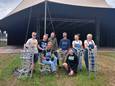 Een deel van de organisatie aan de Club Vedett-tent.