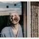 Véras Fawaz (youtuber, zanger, filmmaker en nu ook schrijver): ‘Maken is altijd een uitweg geweest’