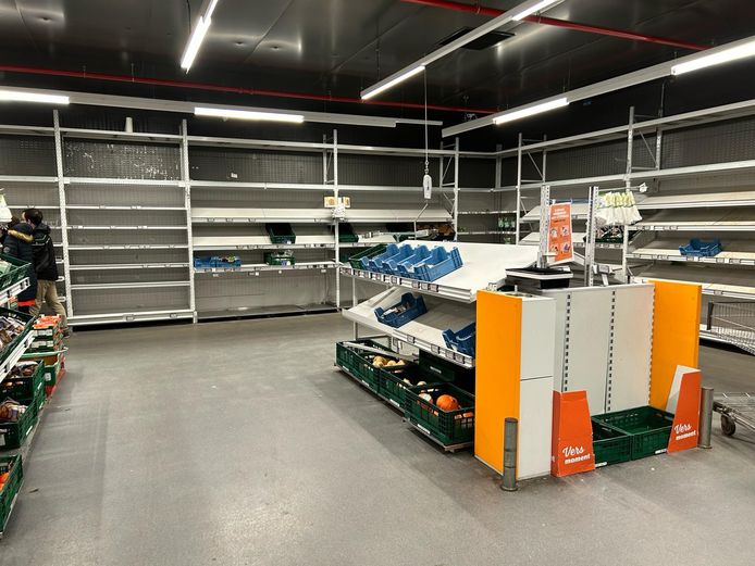 Amper nog verse voeding te krijgen in Colruyt in Kontich na ...