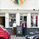 Lgbtq+-boekhandel Kartonnen Dozen bundelt krachten na uppercut: ‘Voor sommigen zijn we een oase’