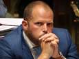 Enfermer des familles, une solution de dernier recours selon Francken