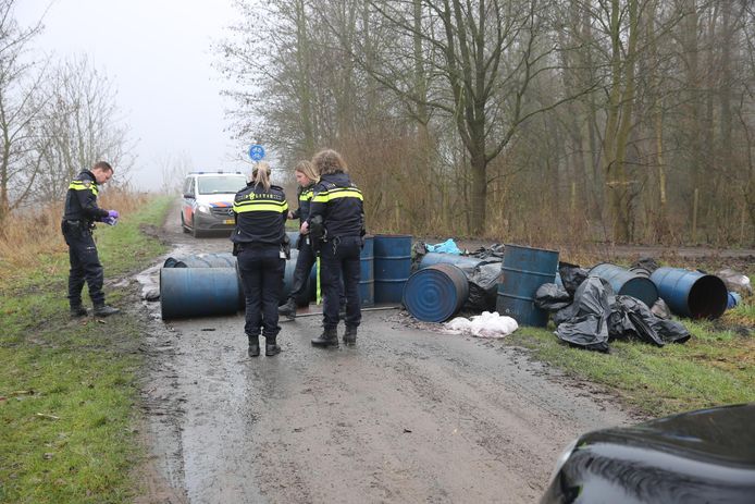 Illgeale drugsdumping in Zevenbergen.