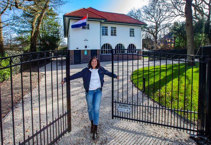Patricia Cheung is gespecialiseerd in het creëren van woningen in verwaarloosd onroerend goed. Zoals ze hier met het postkantoor aan de Groot Haesebroekseweg in Wassenaar heeft gedaan.