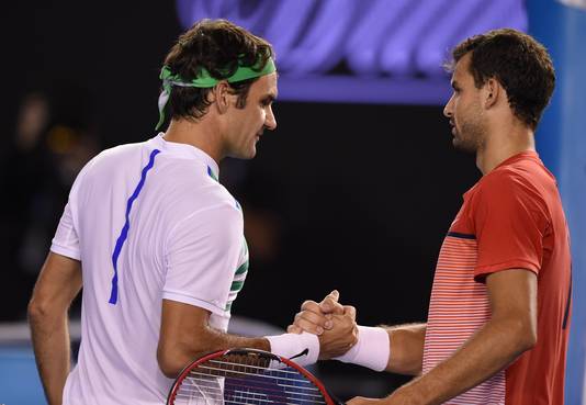 Roger Federer en Grigor Dimitrov tijdens de Australian Open van 2016.