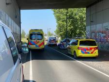 Hulpdiensten uitgerukt voor reanimatie in Breda, Oosterhoutse Busbaan weer open