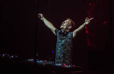 Liggen de roots van Armin van Buuren in oranjestad Buren?