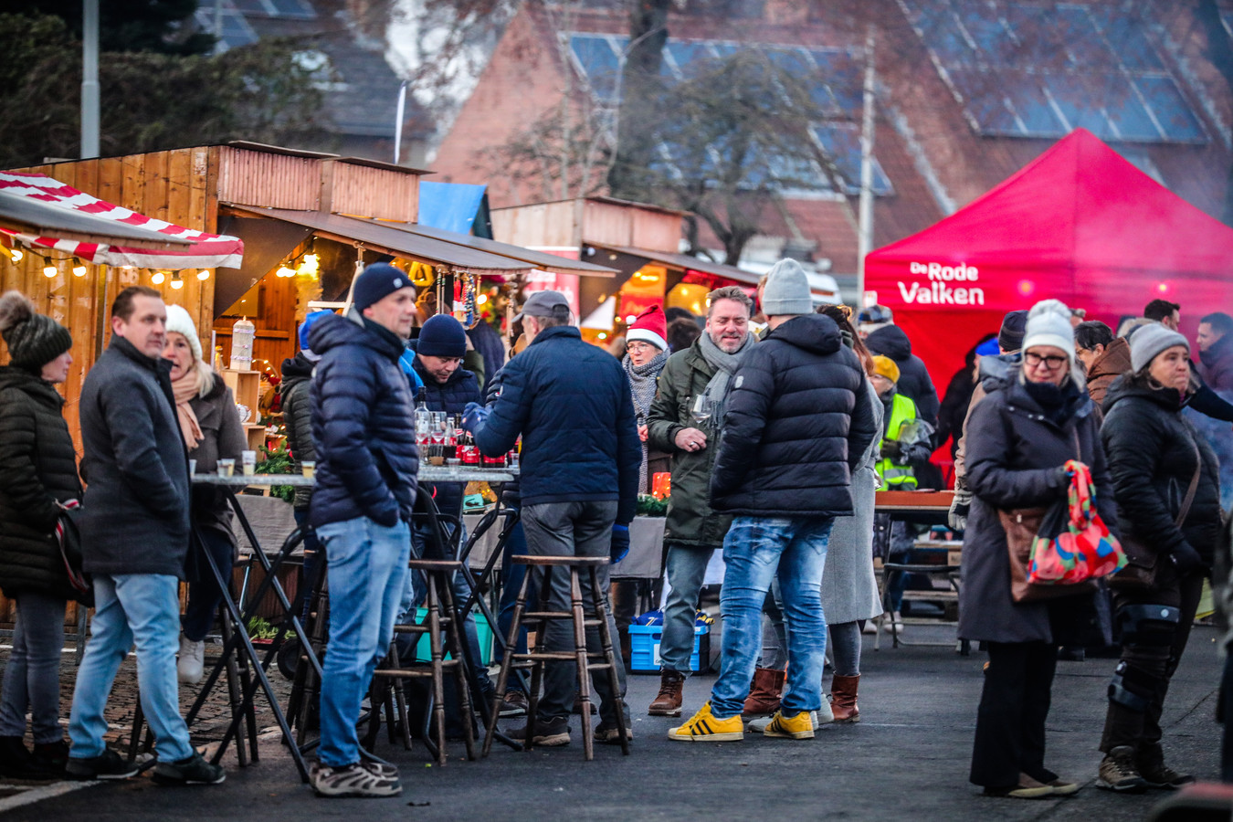 Derde editie van Kerstmarkt De Warmste Wijk SintPieters Foto AD.nl