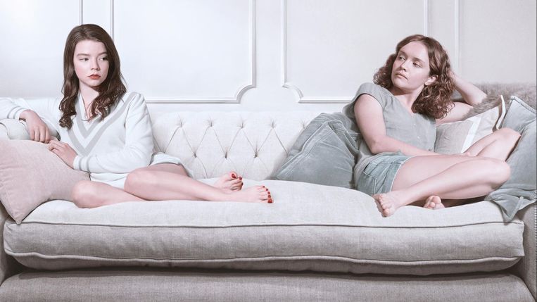 Anya Taylor-Joy en Olivia Cooke in Thoroughbreds Beeld 