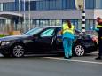 Taxichauffeur raakt gewond bij botsing met vrachtwagen in Oss