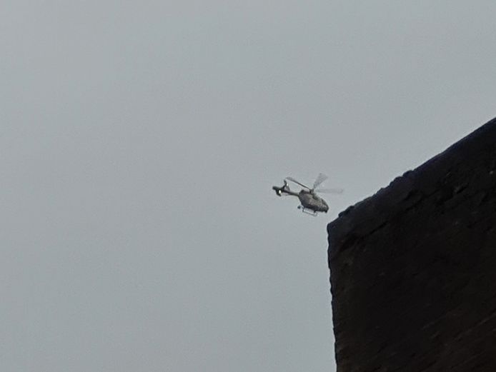 De helikopter boven Turnhout tijdens de zoektocht naar de ontsnapte gevangene