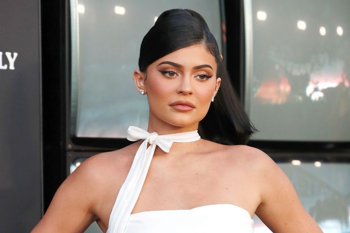 Kylie Jenner mist Parijse Fashion Week door ziekenhuisopname | Show | AD.nl