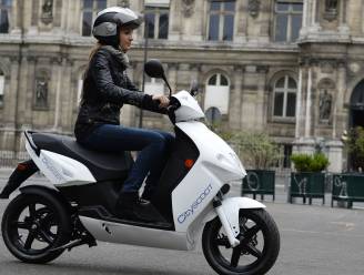 Parijs deelt nu ook elektrische scooters