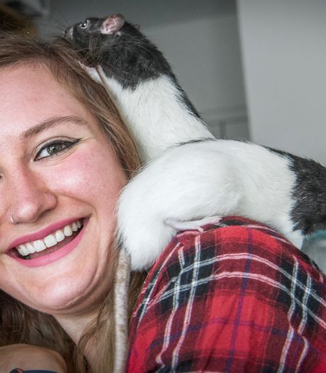 Universiteit en UMC Utrecht herplaatsen ex-proefdieren die anders gedood zouden worden, Manon (23) redde twee ratten