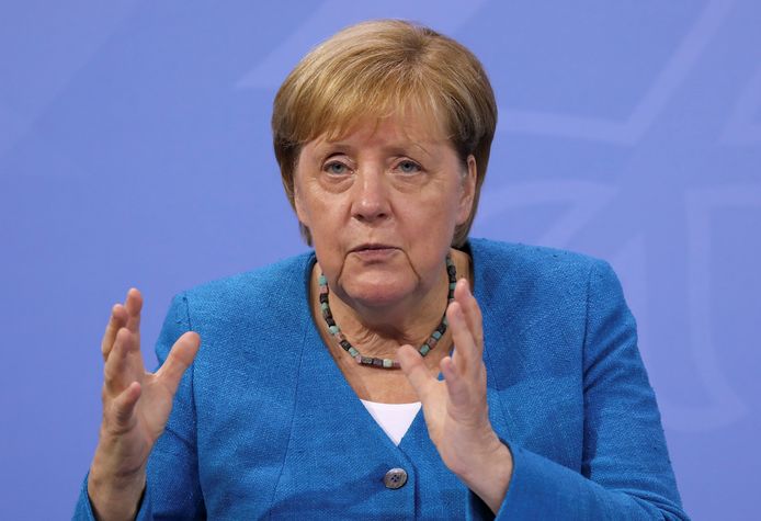 Bondskanselier Angela Merkel tijdens de persconferentie na afloop van het coronaoverleg.