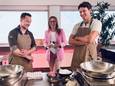 Vlnr: chef-kok Alexander van PXL-Catering, Chantal Torbeyns (moderator van de kookworkshop en coördinator van PXL-Catering) en Conner Rousseau.