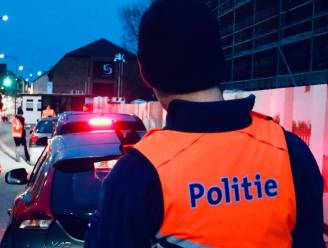 Tien bestuurders met positieve ademtest, drie gepakt met drugs tijdens politiecontrole