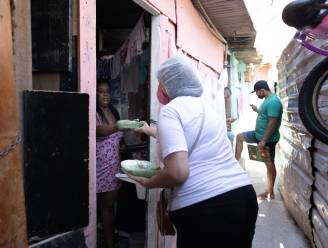 De favela die in coronatijd voor zichzelf zorgde: “Beter dan de rijkste stad van Brazilië”
