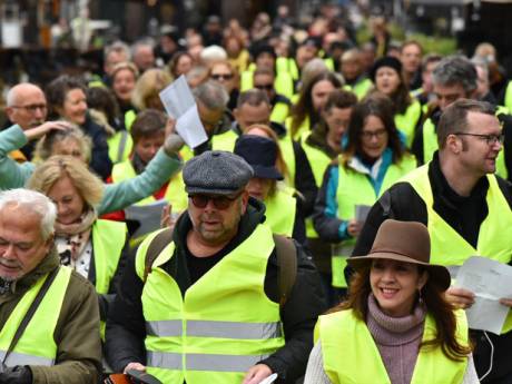 ‘Gele hesjes’ maken zich op voor betoging in Amsterdam