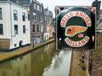 In een pand aan de Twijnstraat in Utrecht is een ontmoetingsplaats voor Hells Angels opgerold. De motorbende is al sinds 2022 verboden.