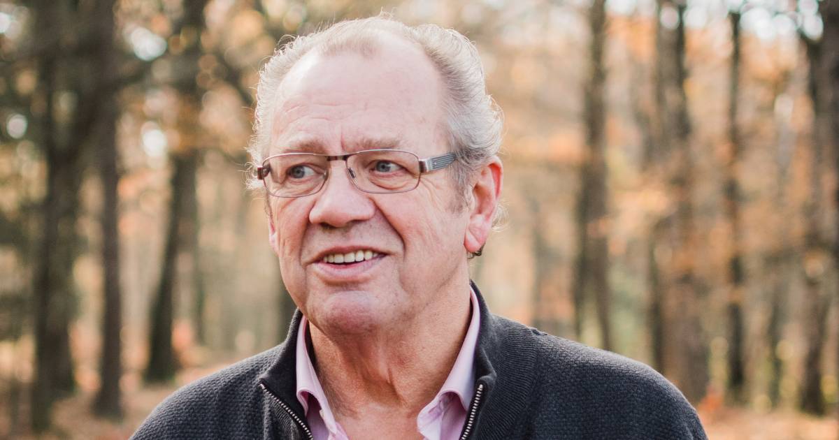 Henk (74) uit Oldenzaal baalt van ‘klasseonderscheid’ in gehoorapparatenwereld ‘Ik wil gewoon