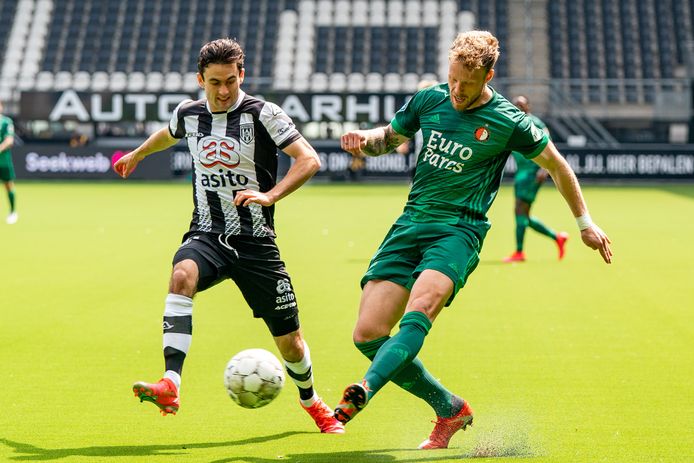 LIVE | Heracles na benutte penalty weer naast Feyenoord ...