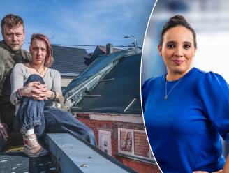 Sofie en Joeri leven al 10 maanden onder plastic zeilen: “Bijna 37.000 euro betaald voor utopisch dak”