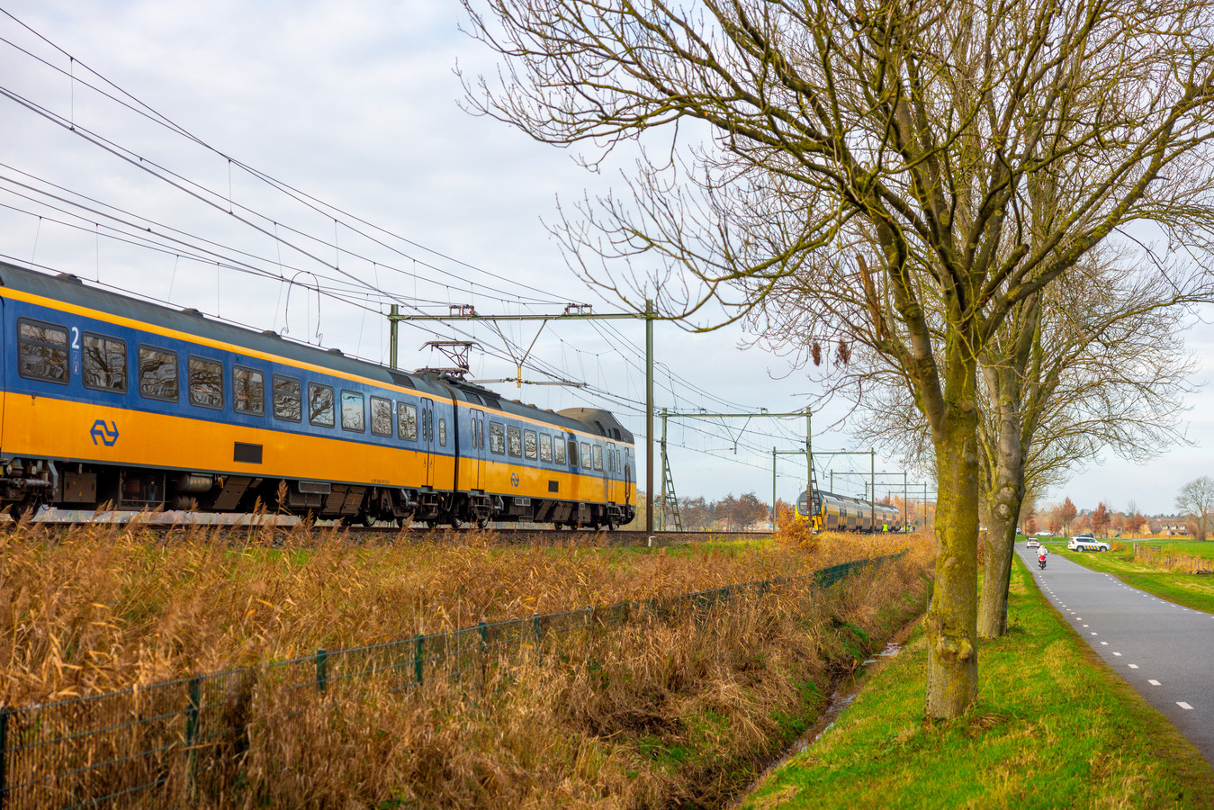 Foto ter illustratie: Er rijden tot aan 16.30 uur geen treinen tussen Hardenberg en Gramsbergen. De oorzaak is een aanrijding op het spoor.
