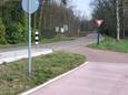 Vanaf 13 mei is het gedeelte van de Broekhovenseweg tussen Zeven Fonteinen en Volmolenweg afgesloten voor de aanleg van het laatste stukje fietspad.