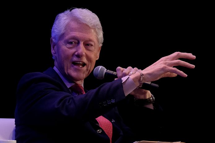 Voormalig Amerikaans president Bill Clinton (75) op archiefbeeld.