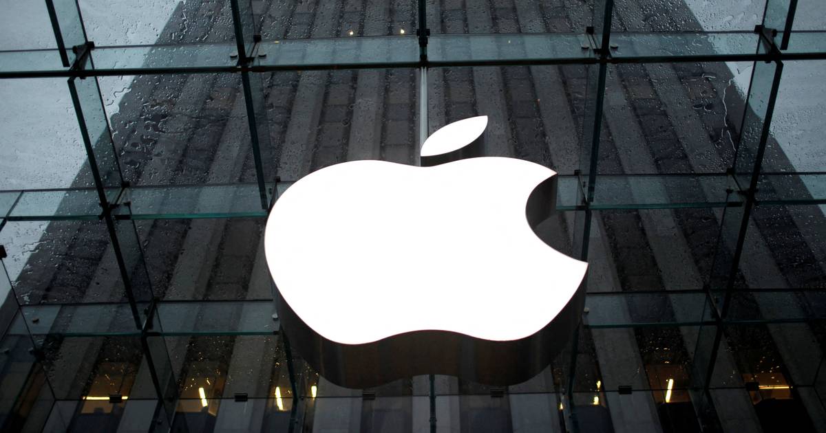 Apple becomes the first publicly traded company worth more than 3,000 billion dollars |  Economy