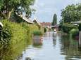 Hoogwater Afgedamde Maas bezorgt deel van de bewoners van de Veense Put natte voeten