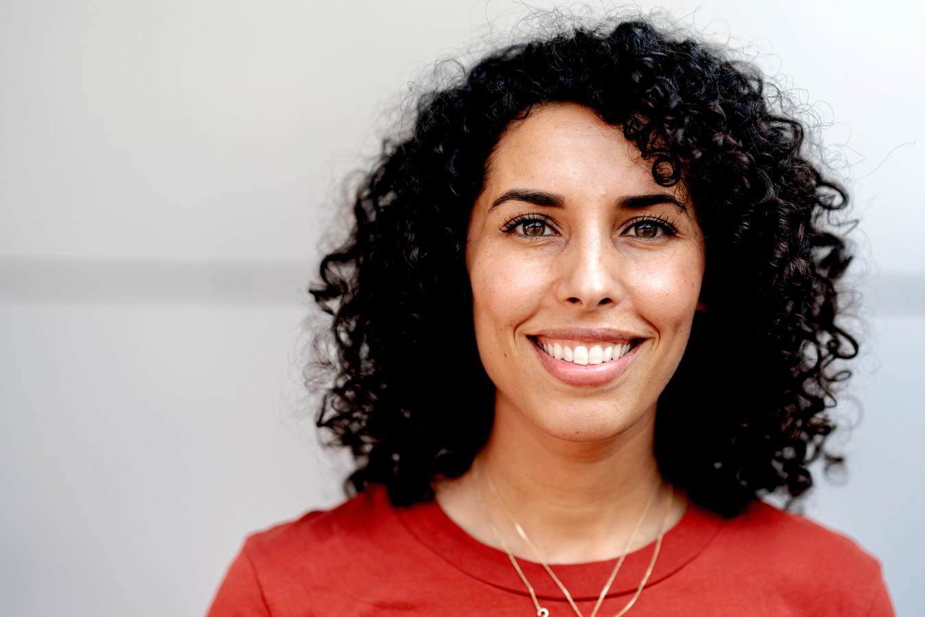 Siham Raijoul nieuwe presentatrice Hart van