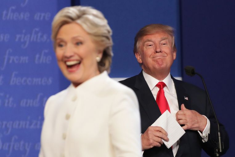 Archiefbeeld. Hillary Clinton en Donald Trump tijdens een debat in aanloop naar de presidentsverkiezingen in 2016. Beeld Getty Images