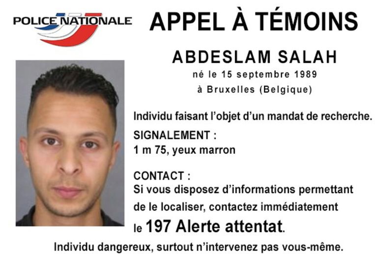 Het Franse opsporingsbericht voor Salah Abdeslam. Beeld AP