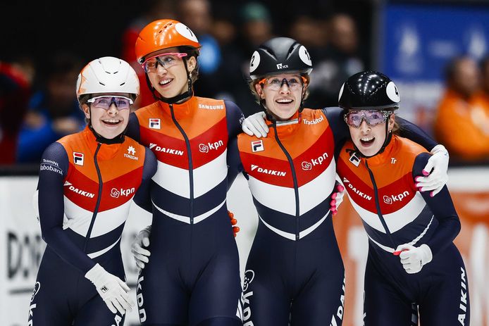 Yara van Kerkhof, Suzanne Schulting, Rianne de Vries  en Lara van Ruijven