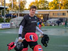 Spanning stijgt bij Hockey Club Rotterdam: ‘Voor veel jongens is het de eerste keer’