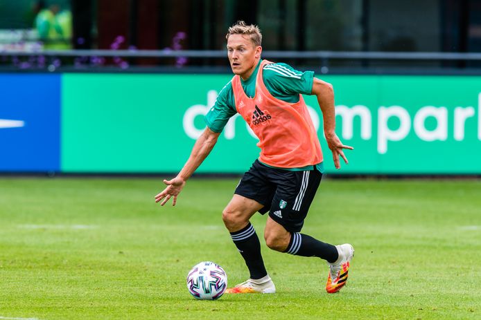 Jens Toornstra deze week op de training van Feyenoord. ,,Het kan weleens een mooi seizoen worden.’’