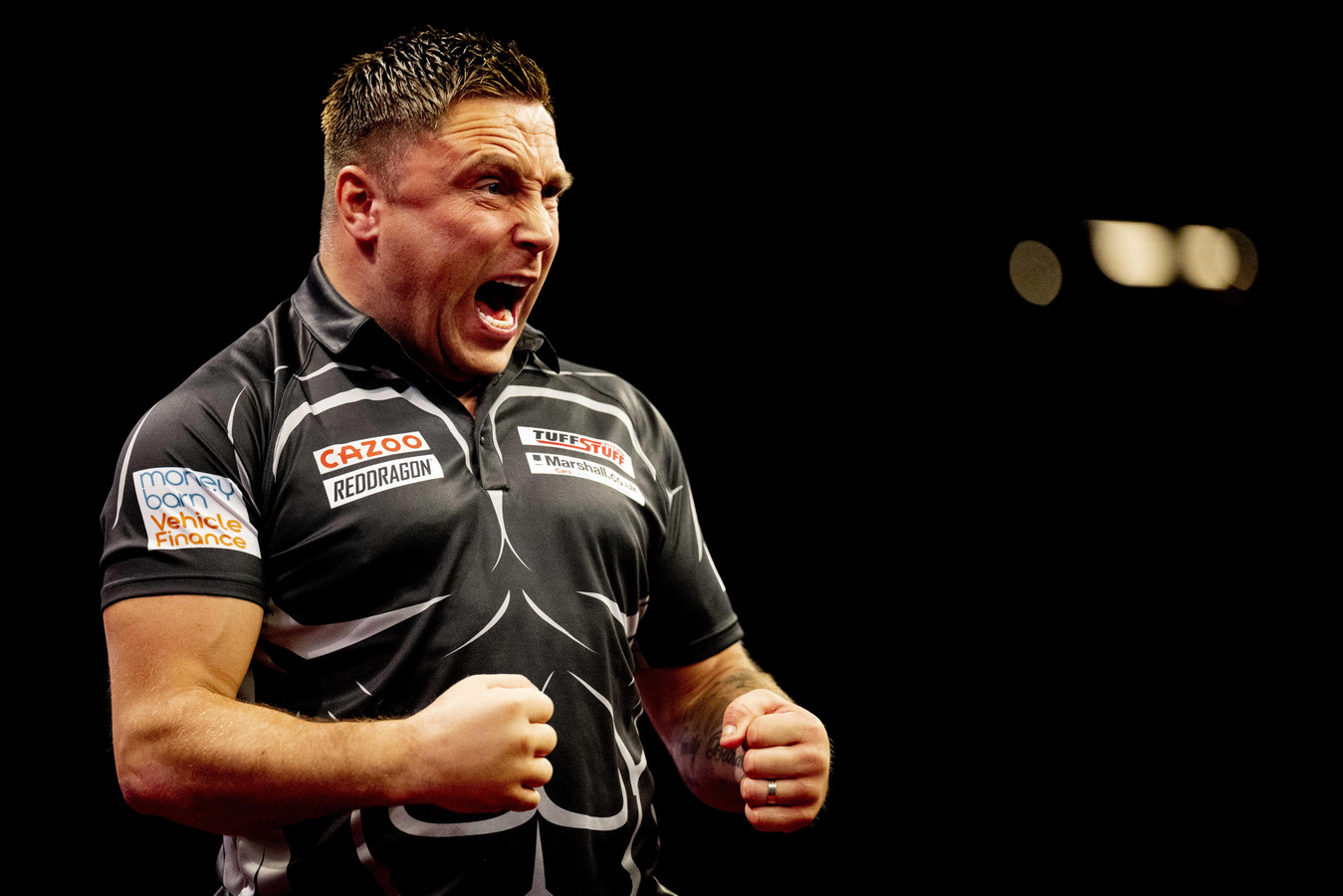 Gerwyn Price eerste speler met vier 9darters in één kalenderjaar op