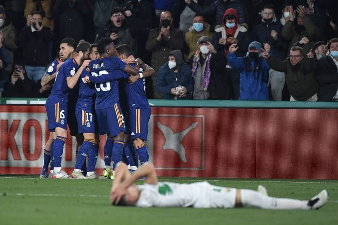 Eden Hazard cheers after the 1-2.