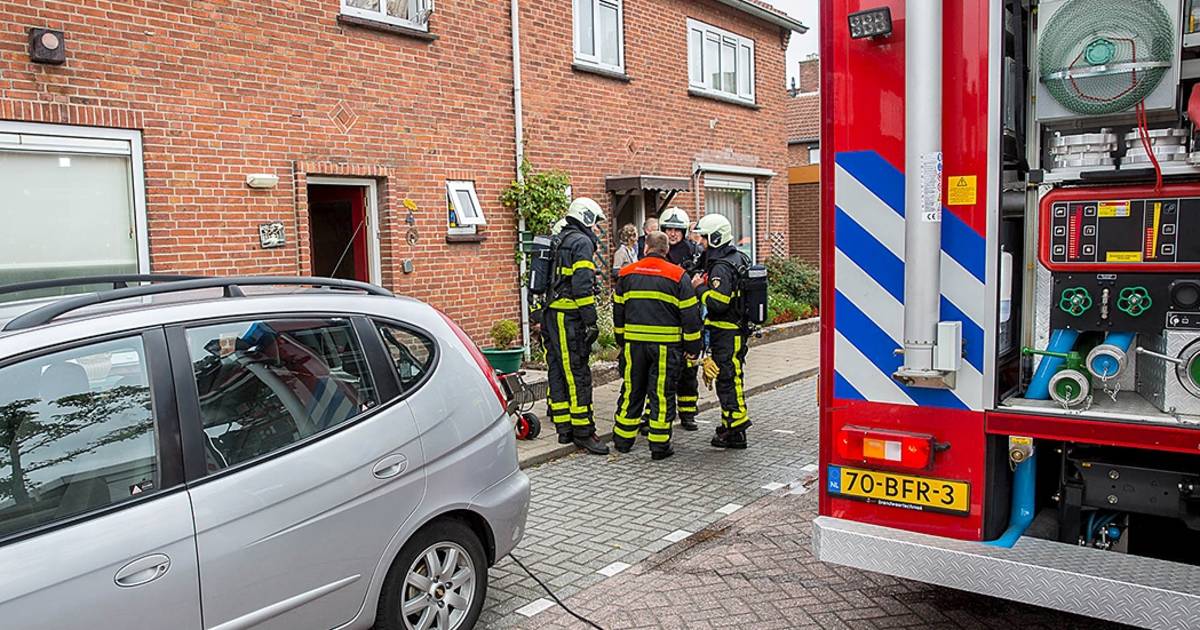 Bewoonster gewond bij brand in woning Oud Gastel Nieuws bndestem.nl