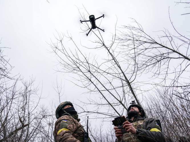 REPORTAGE. In de hel van Bachmoet naar frontlinie met dronebrigade: “Hoeveel Russen ik al uitschakelde met een drone? Ik houd de tel niet meer bij”