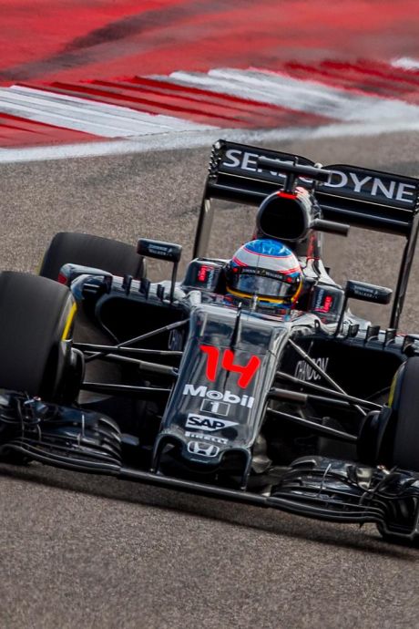 Pas de sanction pour Alonso, bien pour Magnussen